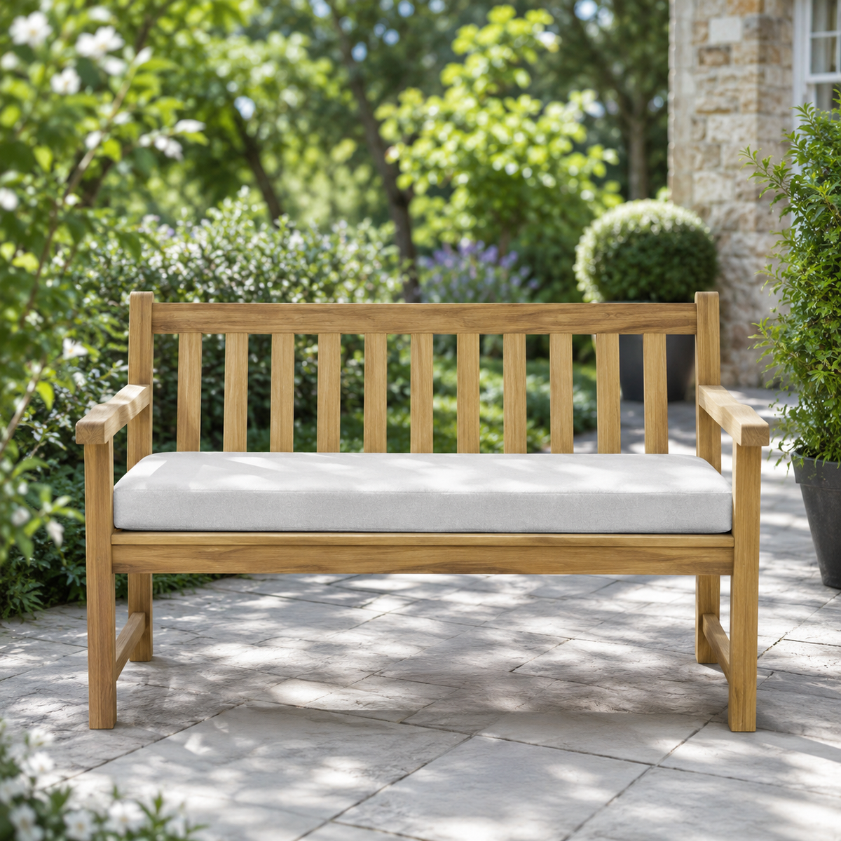 Garden & outdoor seating